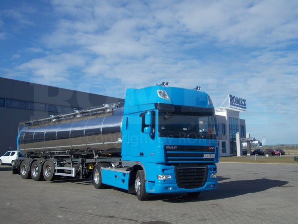 SEMIREMORCI CISTERNĂ PENTRU TRANSPORT LICHIDE ALIMENTARE